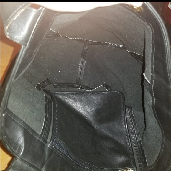 Coach - Picture 2 of 3